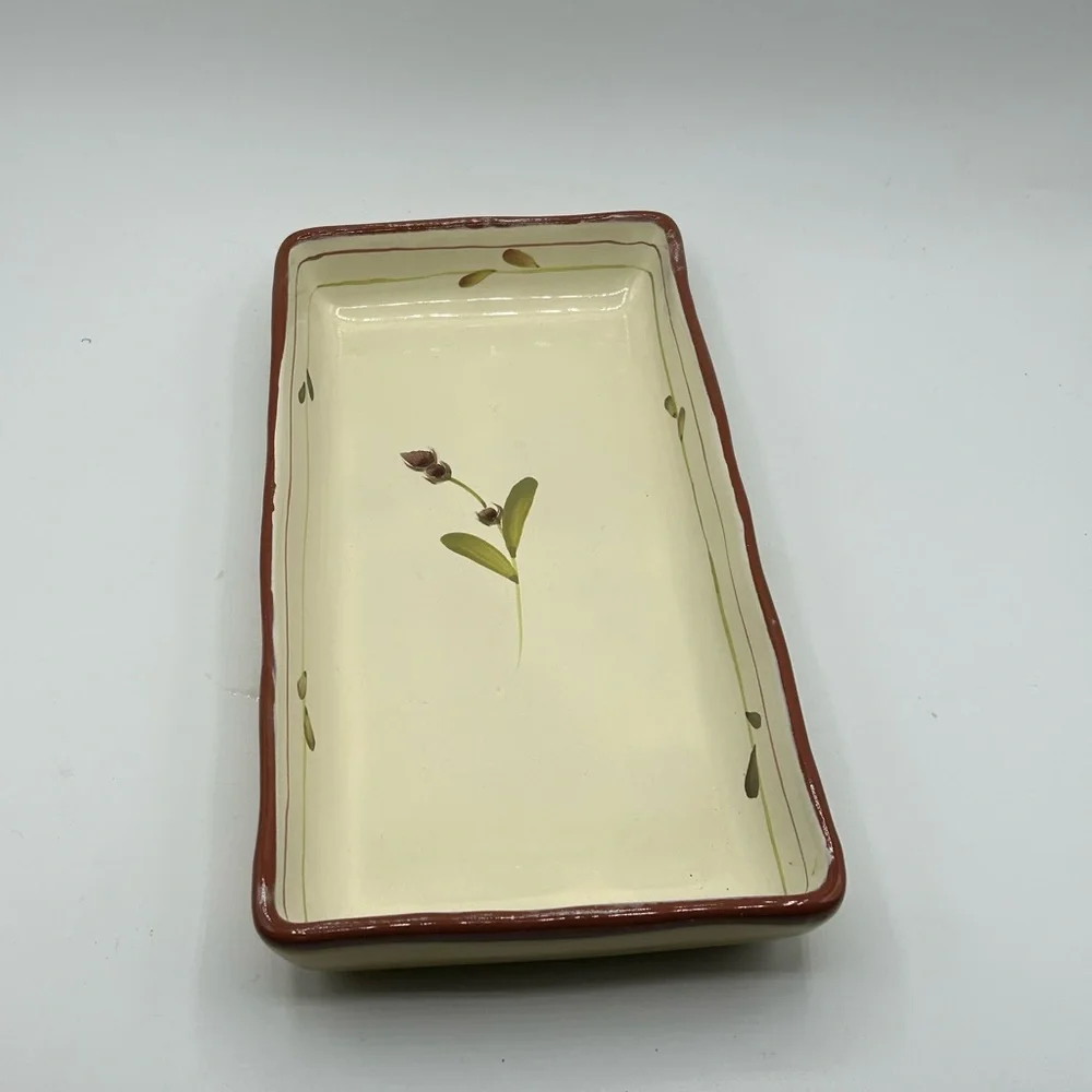 Crate & Barrel Decorative plate serving platter
